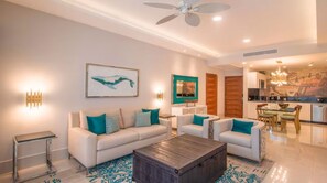 Smart TV - Luxury Awaits: Stunning 2-Bedroom Ocean View Suite in Los Cabos Paradise (Los Cabos)