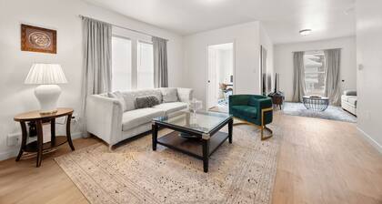 Modern Serenity Stay w/ king Bed, WIFI and Central Air 1 & 1/2 baths!