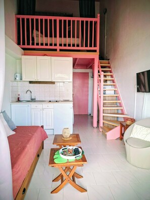 1 bedroom, iron/ironing board, travel crib, free WiFi