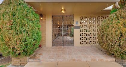 3 Mi to Reno Riverwalk: 'Quail Walk' Custom Home