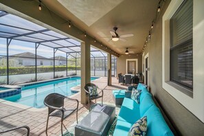 Beheizter Pool