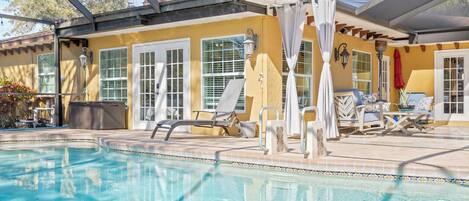 Et oppvarmet basseng