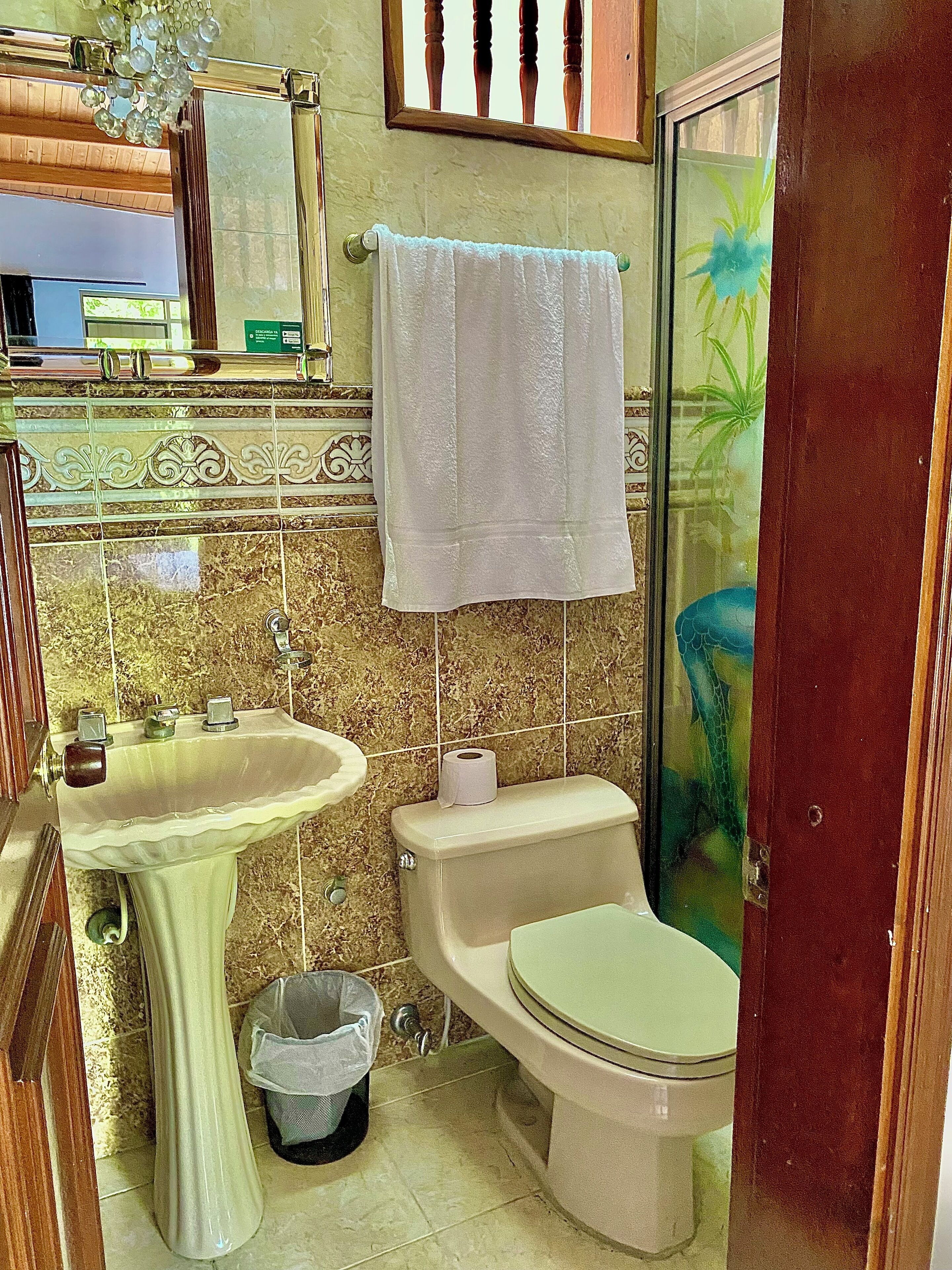 Standard Double Room Single Use, Balcony, City View | Bathroom