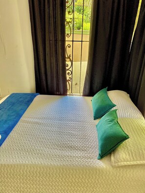 Economy Single Room, Balcony, City View