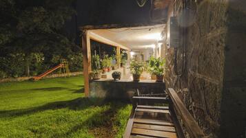 32-Zoll-LED-Fernseher mit Digitalempfang, aktuelle Filme