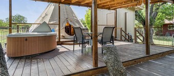 Bandera Stronghold Retreat