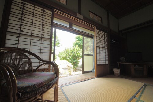 Remote Retreat Shikawa - Spacious house with modern comforts 
