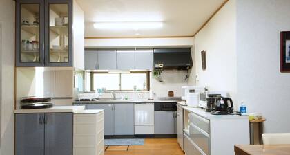 Remote Retreat Shikawa - Spacious house with modern comforts