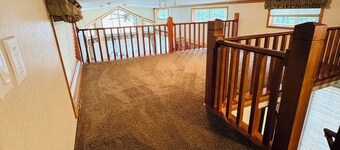 Rental Cabin #401 w/ Queen Bed