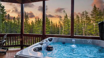 Bain à remous extérieur