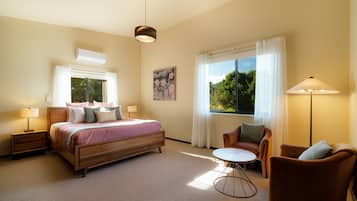 3 bedrooms, iron/ironing board, Internet