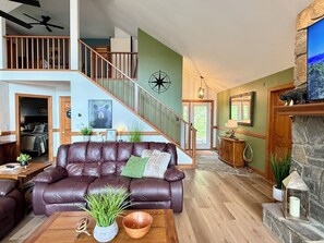 Smart TV, fireplace, DVD player, ping pong