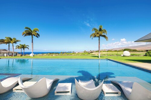 Amaui Island Escape New 4-bedroom home, Free Access to Mauna Kea & Hapuna Beach!