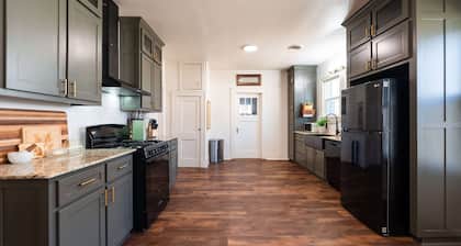 The Cozy Craftsman~ Petit Jean & The Nest 15min