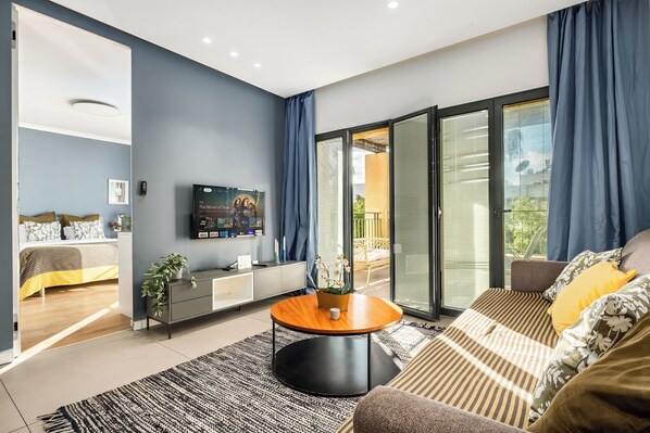 2 bedrooms, desk, free WiFi, bed sheets