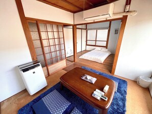 2 bedrooms, free WiFi, bed sheets - Traditional Home / 5min・BEACH・BUS・TRAIN (Beppu Fujimicho)