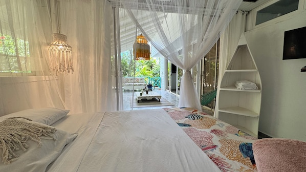 1 bedroom, premium bedding, free WiFi, bed sheets