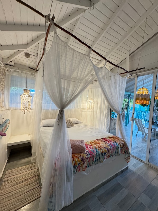 Kamar Double Basic | Seprai premium, Wi-Fi gratis, dan seprai linen