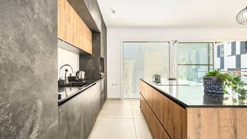 Fridge, microwave, oven, dishwasher