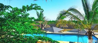 Jabali Bungalows Lodge [Room 7]