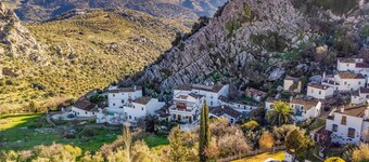 Beautiful home in Montejaque with WiFi