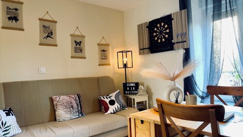 Ground floor apartment in town center