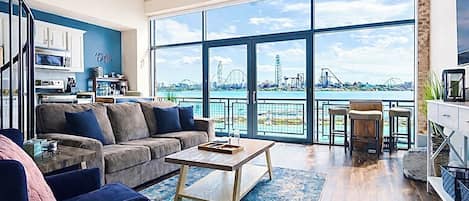 TV connectée, jeux vidéo, espaces bureaux