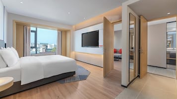 1 Bedroom Suite Stocked Minibar | Down duvets, desk, blackout curtains, soundproofing