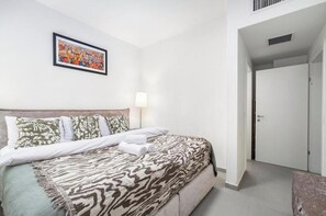 2 bedrooms, desk, free WiFi, bed sheets