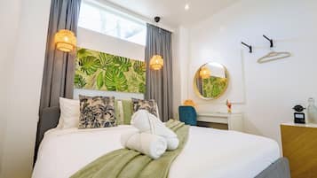 Suite Deluxe, patio | 1 chambre, Wi-Fi gratuit