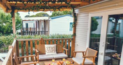 Dreamy Lodge - Beach 100m away, bungalow ideal for families - 4* campsite