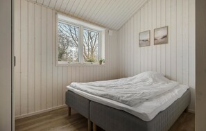 4 soverom, reiseseng for barn og wi-fi (inkludert)