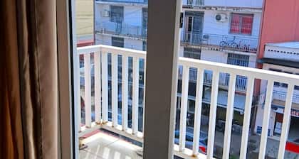 Appartement T3 climatisé sécurisé en centre ville avec vue- quartier trÚs calme