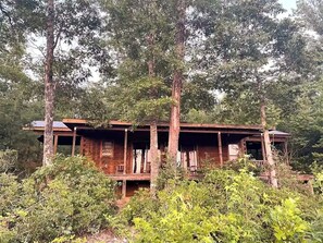 Exterior - Stunning View at the Lotus View Retreat in Yogaville/ Cabin (Buckingham)