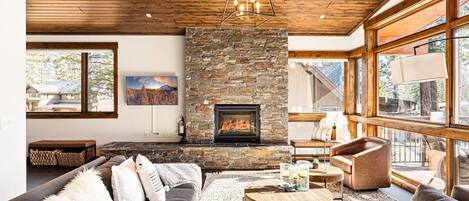 TV connectée, cheminée