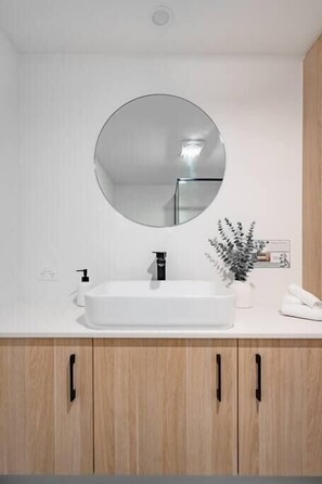 Bathroom - Coolum Gem with BBQ and Stunning Pool (Coolum Beach)