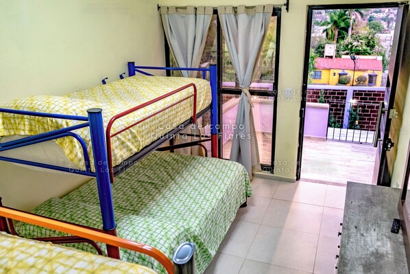 3 bedrooms, WiFi, bed sheets