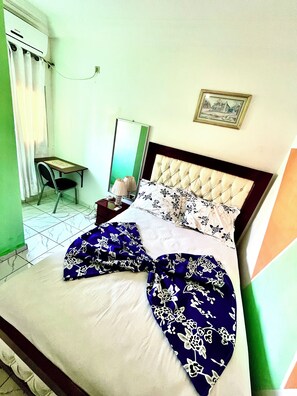 1 bedroom, iron/ironing board, WiFi, bed sheets