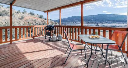 TR Greens House: w/ Hot tub, close Hose Racing Action