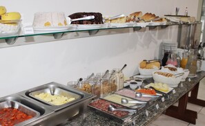 Café - Brisa Pousada (Gramado)