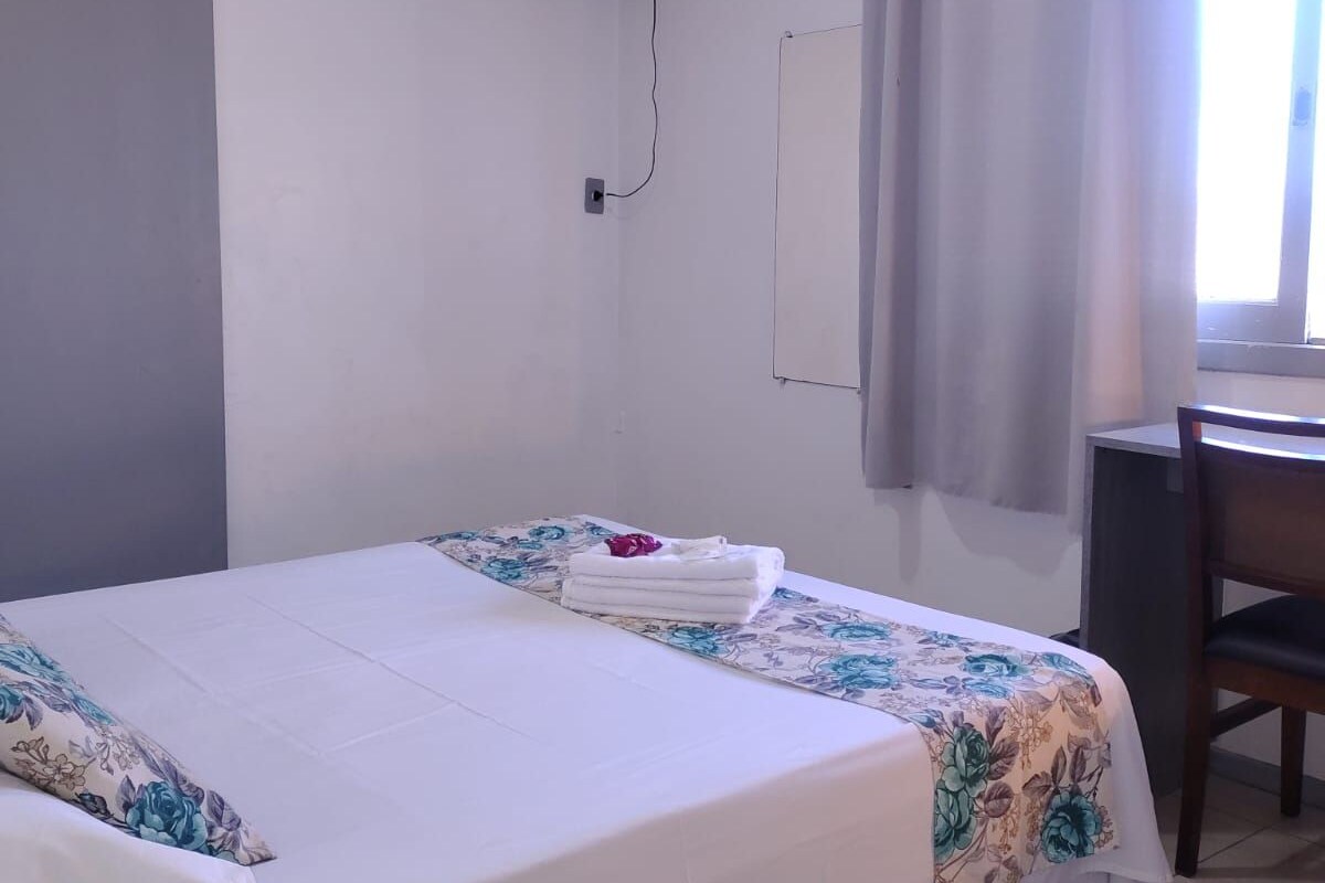 经典三人房, 多张床 | 迷你吧、免费 WiFi、床单
