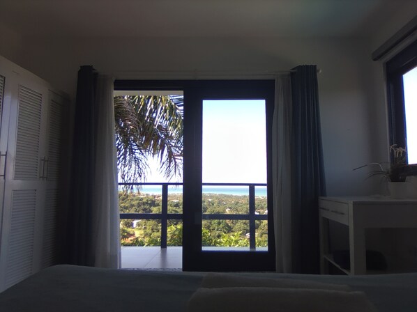 3 bedrooms, desk, iron/ironing board, WiFi