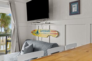 Smart TV, books