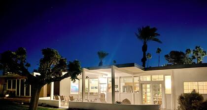 3-bedroom house w/pool near Tennis Garden - No Cleaning Fee