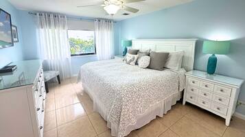 3 bedrooms, in-room safe, iron/ironing board, travel crib