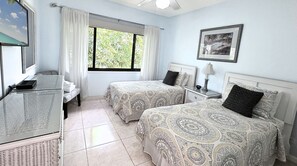 3 bedrooms, in-room safe, iron/ironing board, travel crib