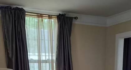 Charming 3-bedroom house with AC and WiFi in serene Cheraw