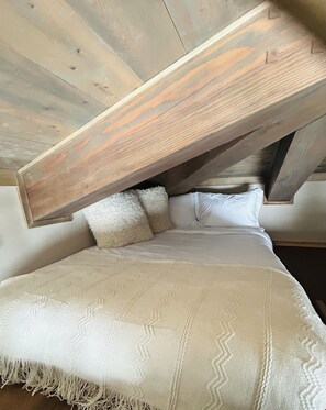 3 habitaciones, cuna de viaje, wifi y ropa de cama 