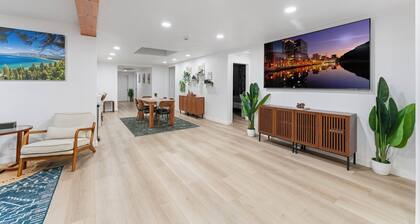 Spacious 5-bedroom house in fabulous Chula Vista with WiFi, AC