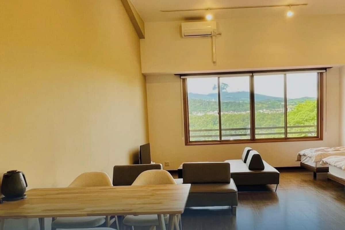 Suite estudio panorámica | Wifi gratis y ropa de cama